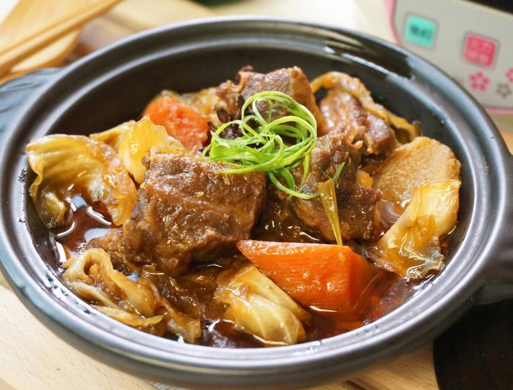 沙茶醬炒牛肉