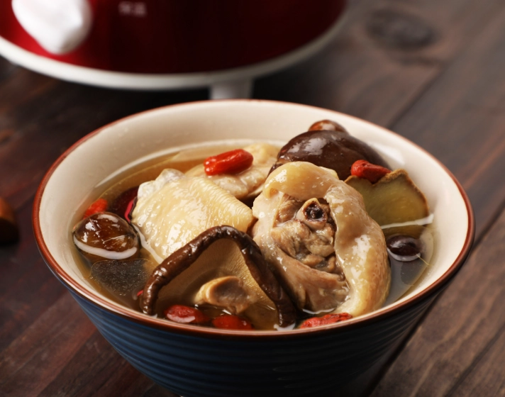 養生雞湯
