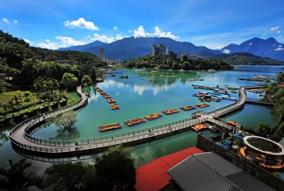 南投情侶二日遊：浪漫景點與美食行程全攻略