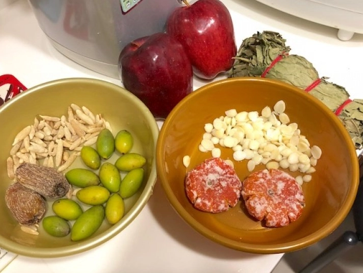 青欖桔餅蘋果湯 做法