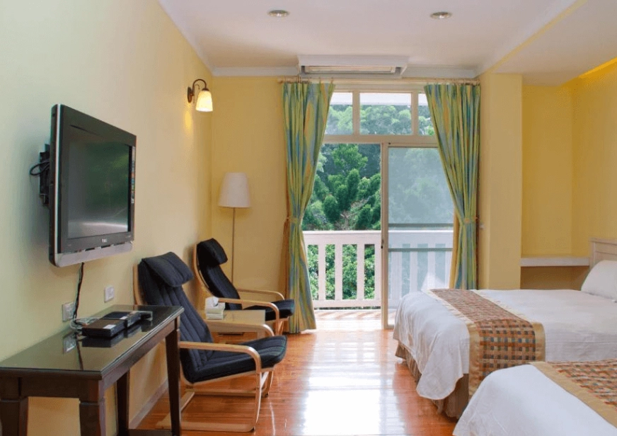 苗栗通霄火車站附近住宿