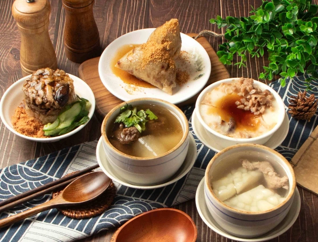 屏東總圖附近美食全攻略：在地人私藏餐廳與小吃推薦