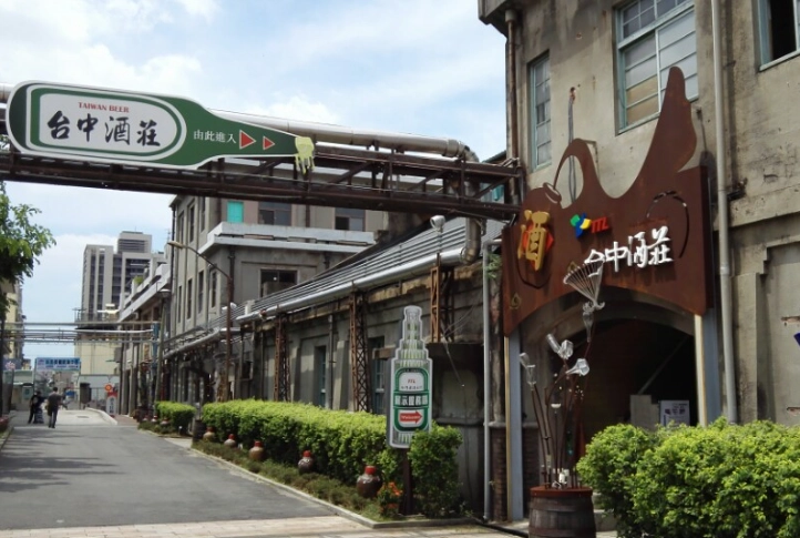 高雄三天兩夜不開車：捷運輕軌深度遊行程全攻略