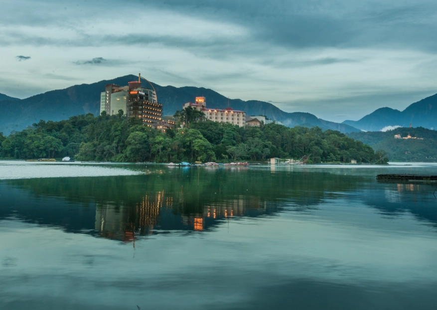 日月潭三天兩夜不開車攻略：交通、行程、住宿一次搞定