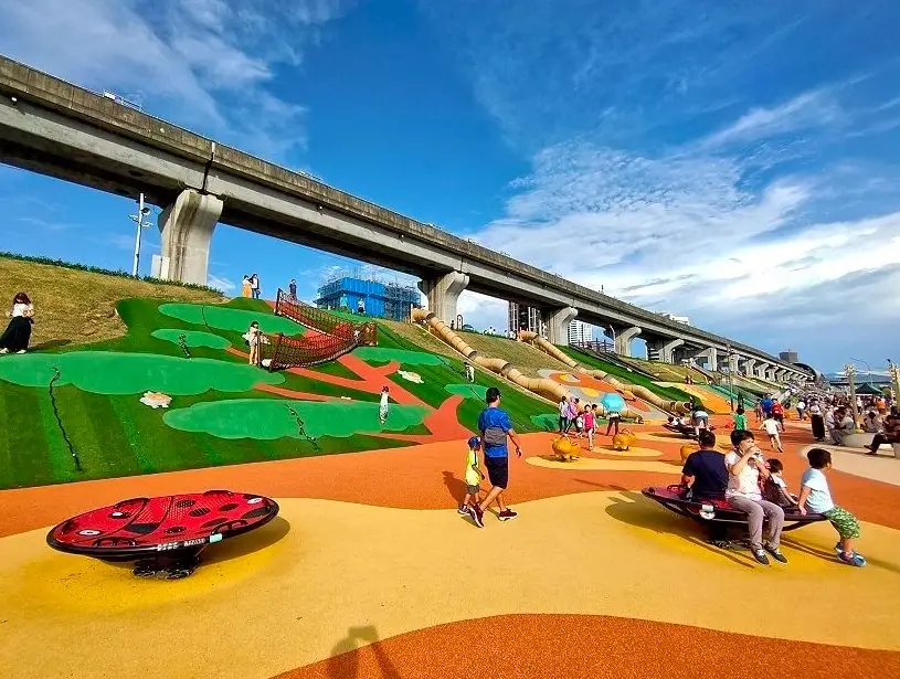 新北戶外親子景點全攻略：免費玩水、森林探險與親子農場一次收藏