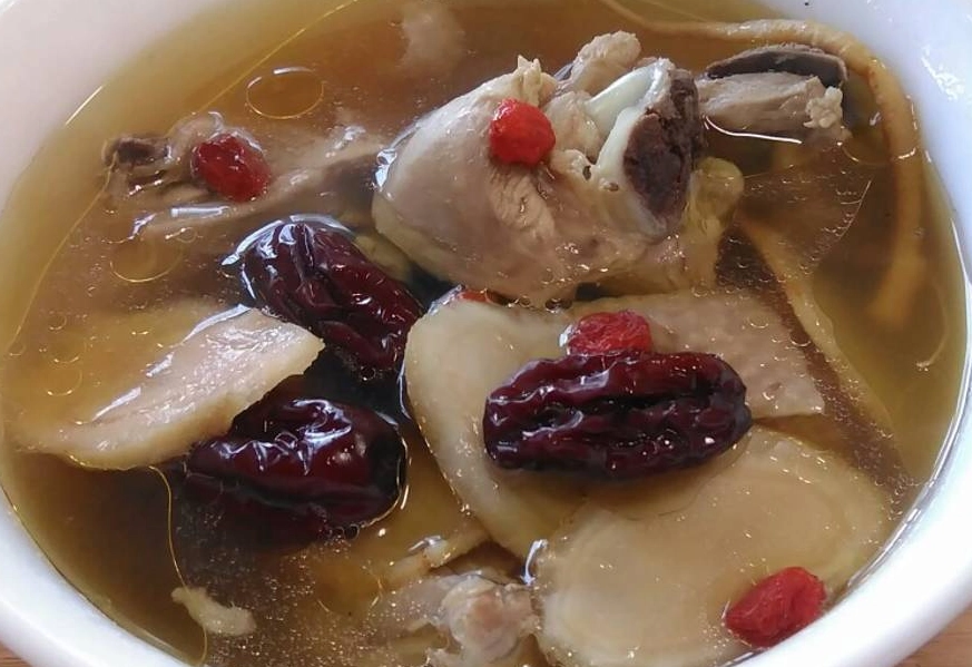 黑棗雞湯食譜
