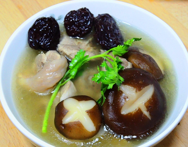 黑棗雞湯餐廳