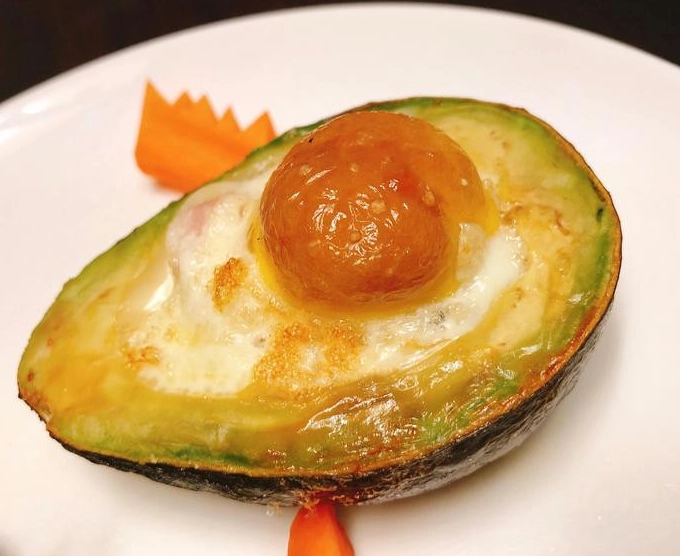 酪梨烘蛋終極指南：從餐廳必吃到完美家常食譜