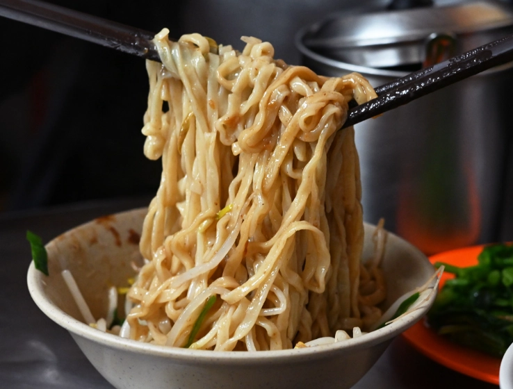 陽春麵湯頭 陽春麵湯頭