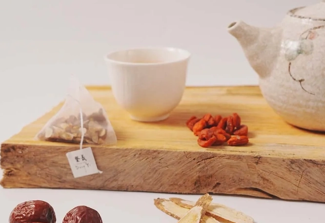 麥冬紅棗茶功效全解析：潤肺補血、改善體質的養生秘方