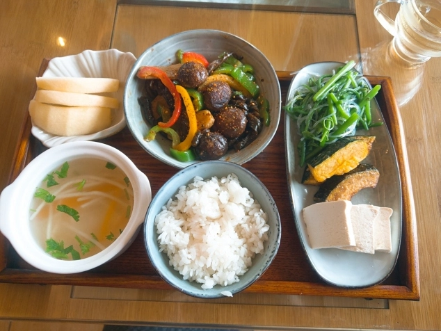 素食景觀餐廳 素食景觀餐廳