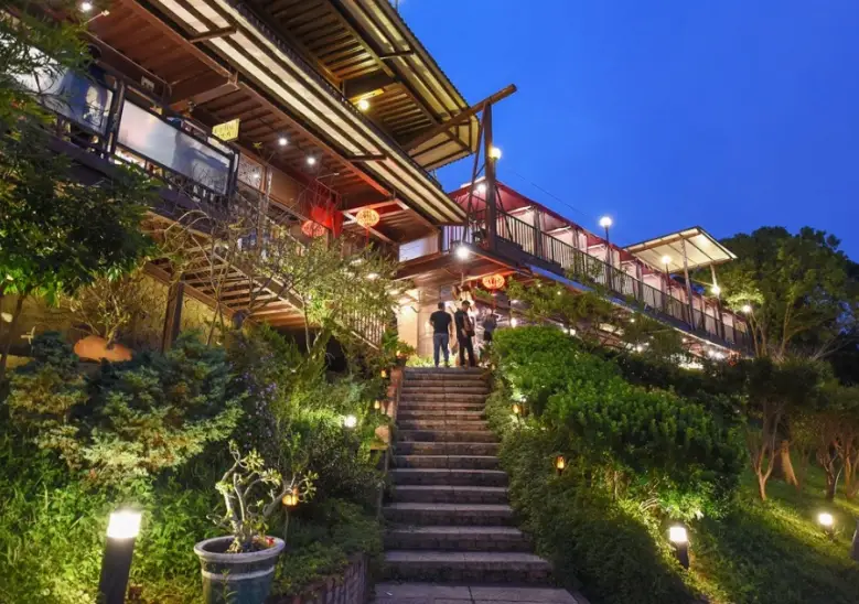 嘉義草地餐廳 嘉義草地餐廳