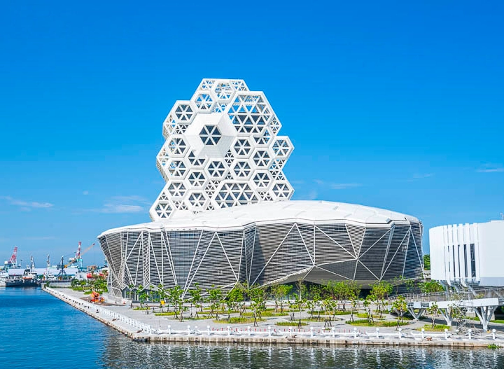 高雄到墾丁自駕遊：精選沿途必停景點與完美行程規劃