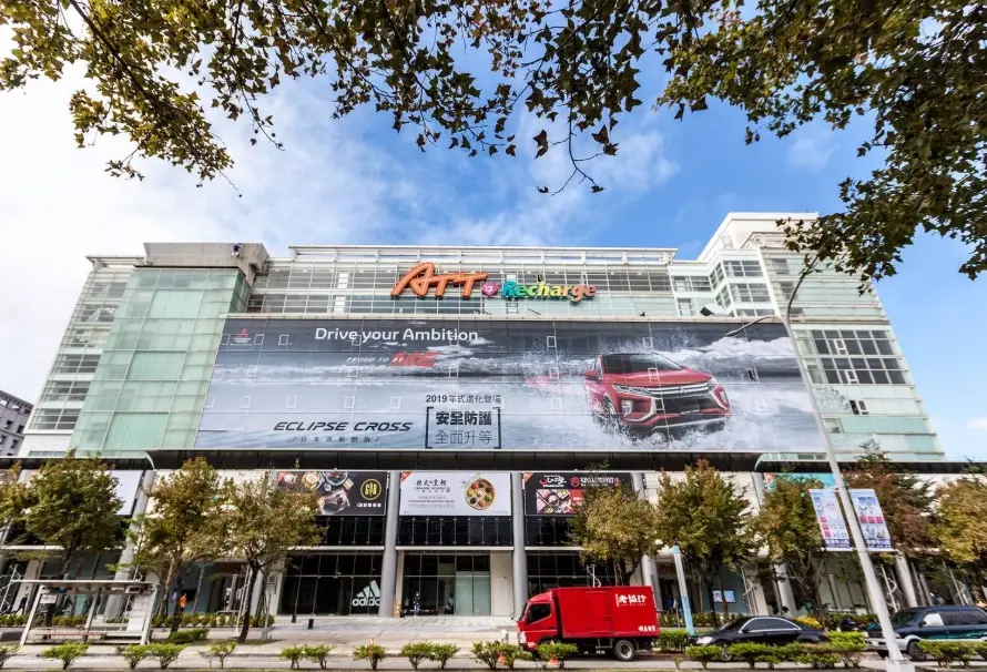 台北雨天情侶景點