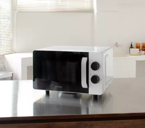 微波爐加熱時間表終極指南：掌握秒數、功率與食材特性