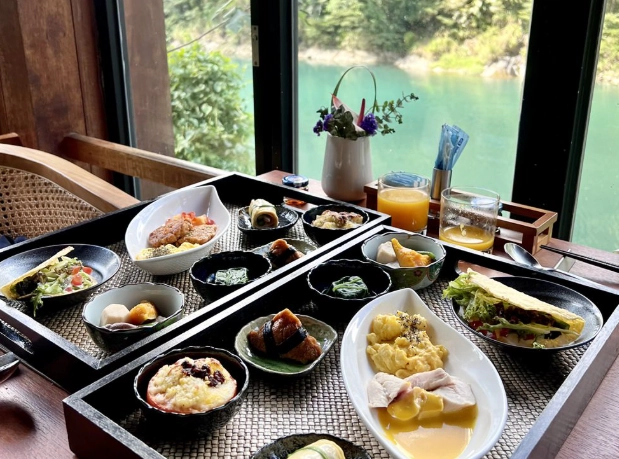 溫泉飯店一泊二食完整指南：從挑選到避坑，享受極致放鬆假期