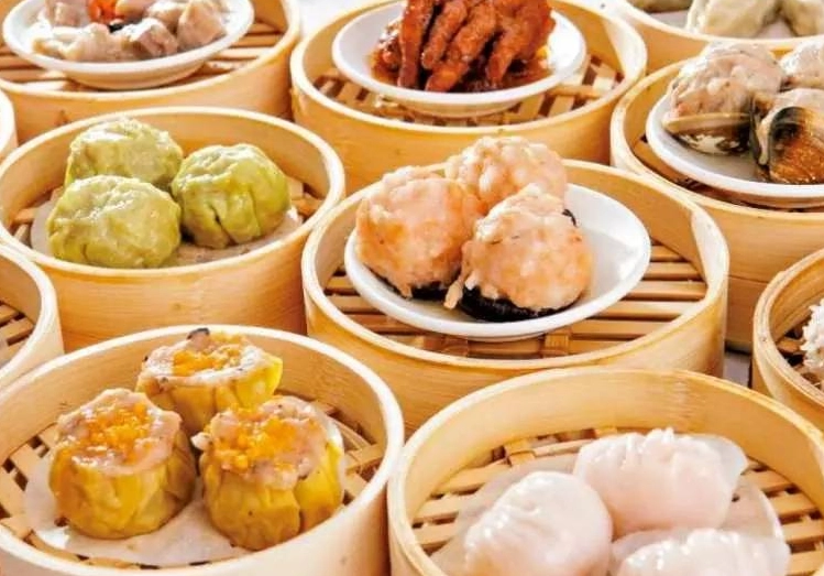 麗寶outlet美食地圖：精選餐廳推薦與不踩雷點餐攻略
