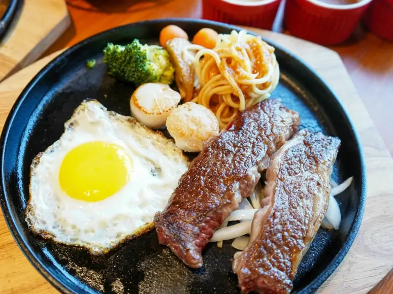 麗寶樂園附近美食 麗寶樂園附近美食