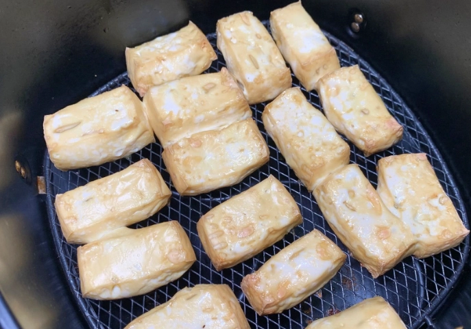 氣炸鍋脆皮豆腐終極指南：外酥內嫩秘訣與常見失敗解決
