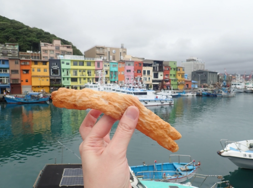 正濱漁港美食推薦：在地人帶路的必吃海鮮與私房小店