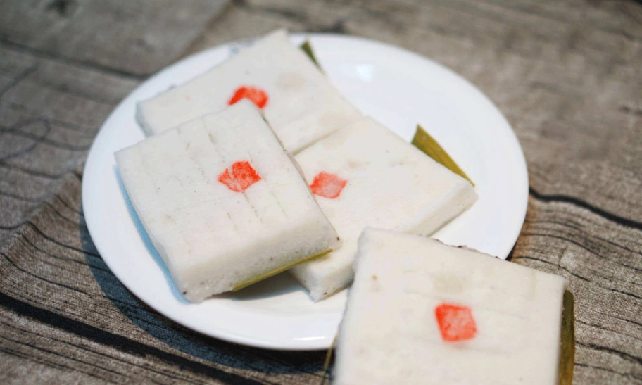 茯苓糕哪裡買？迪化街老攤與自製做法：挑選、保存、回蒸全記錄
