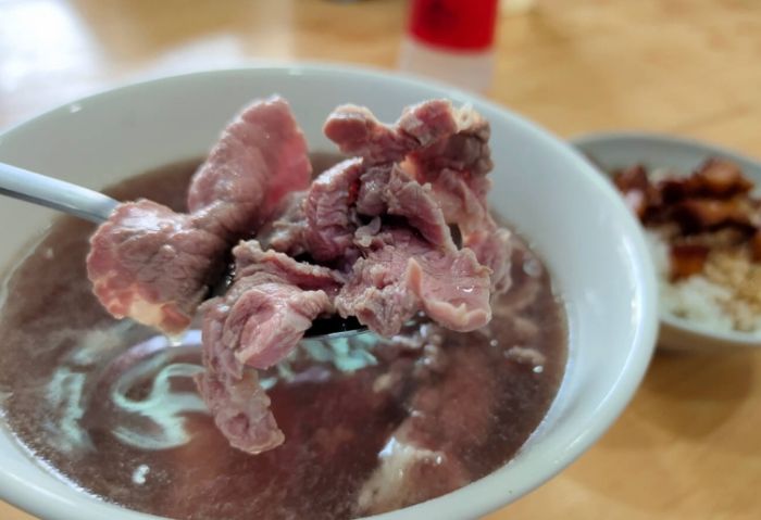 台南早餐牛肉湯