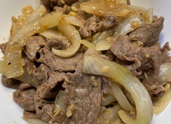 洋蔥炒牛肉