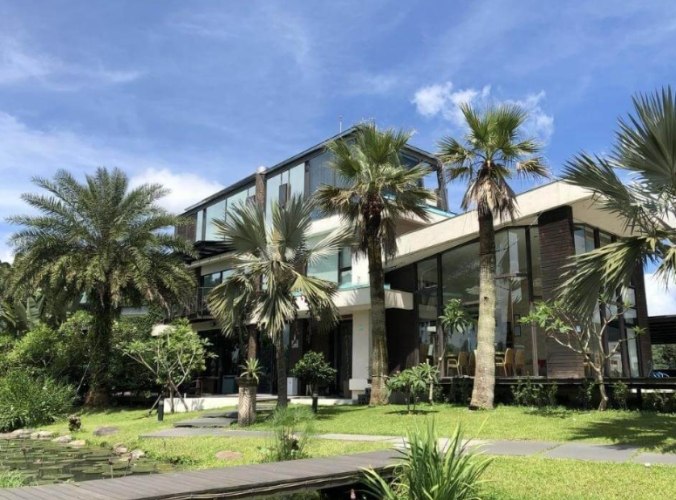 玻璃屋民宿推薦