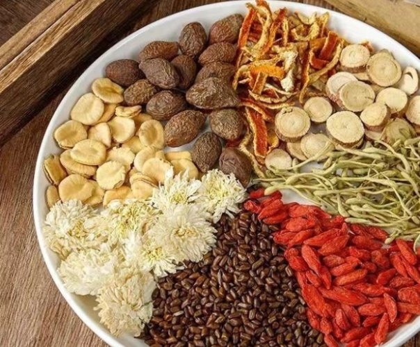 金銀花白菊花甘草羅漢果茶