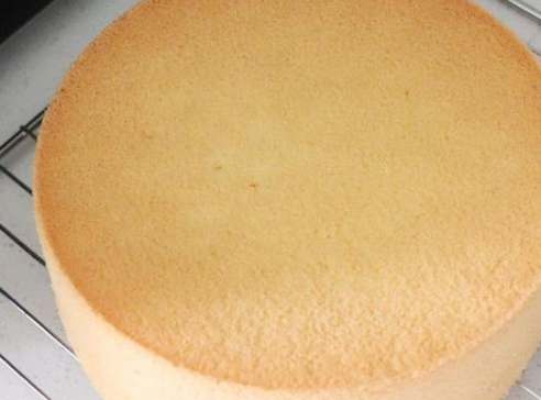 蛋糕烤完塌陷解決