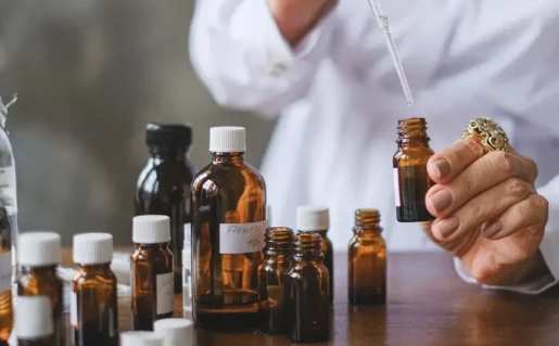 精油改善老人睡眠