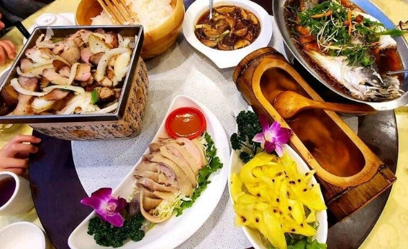 日月潭餐廳推薦