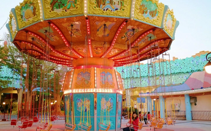 麗寶樂園月光票