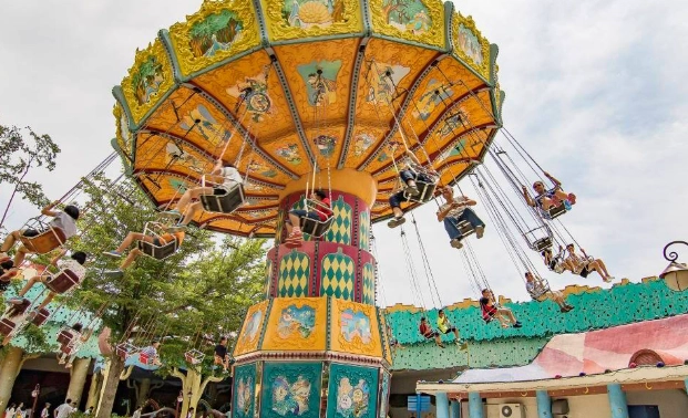 麗寶樂園夜間遊玩