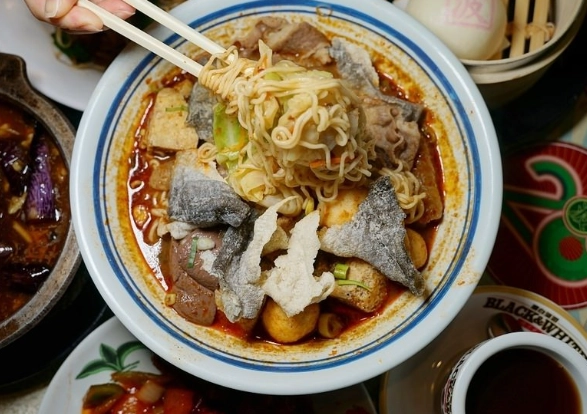 遠企購物中心美食