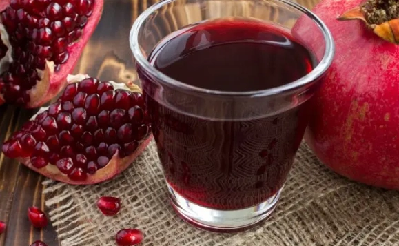 紅石榴汁一天喝多少