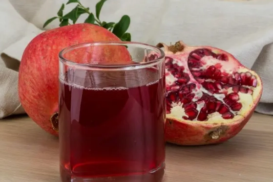 紅石榴汁一天喝多少