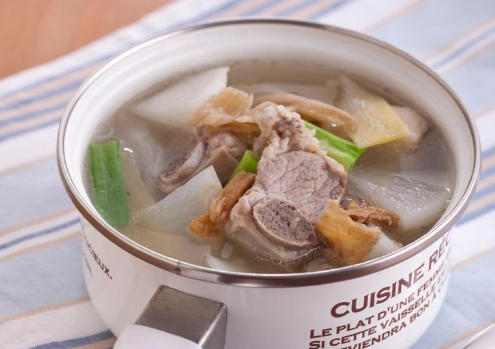 蘿蔔排骨湯做法