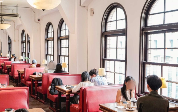 咖啡廳讀書環境