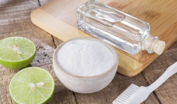 小蘇打加醋清潔