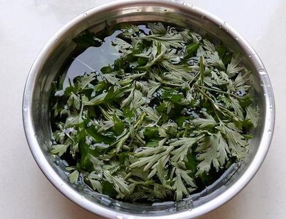 艾草水洗头方法