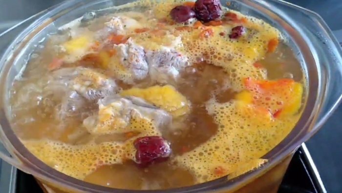 木鱉果排骨湯做法