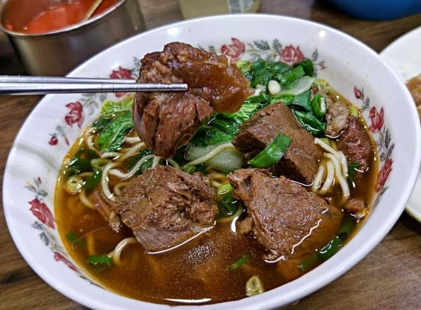 昆陽牛肉麵推薦
