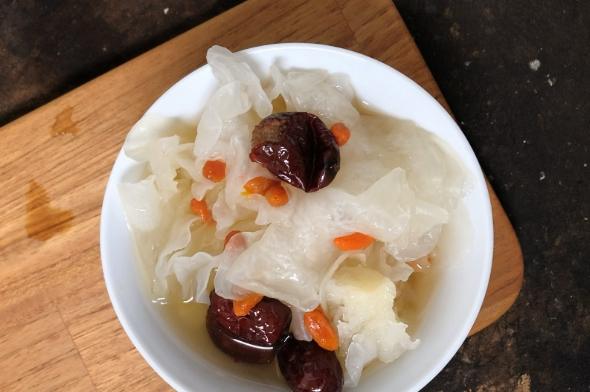 白木耳紅棗湯做法