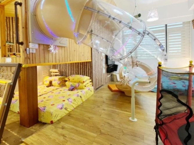 台中親子飯店溜滑梯