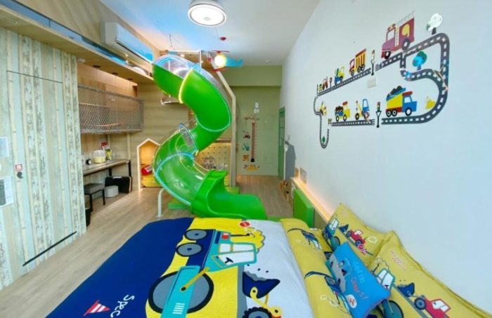 溜滑梯民宿台中