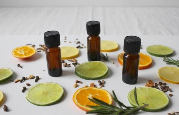 檸檬草精油助眠