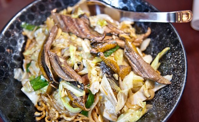 鱔魚麵做法