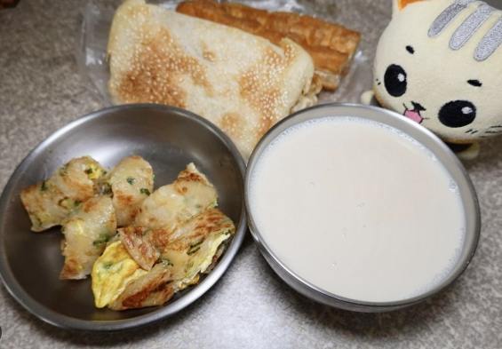 中和員山路美食