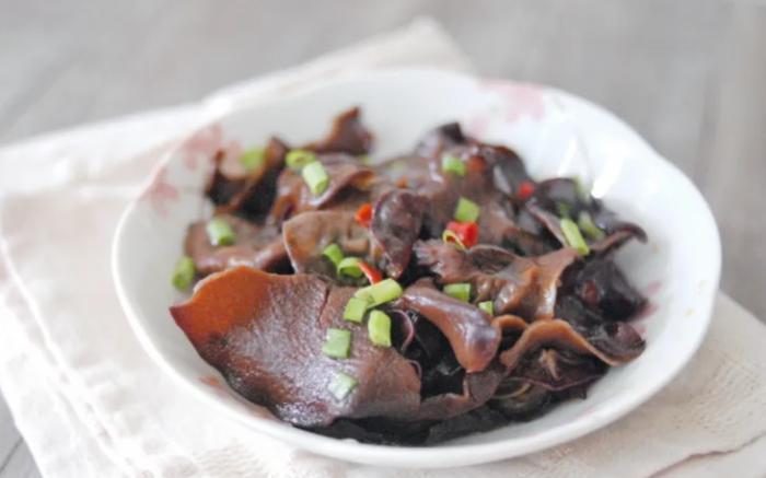 黑木耳清肺功效